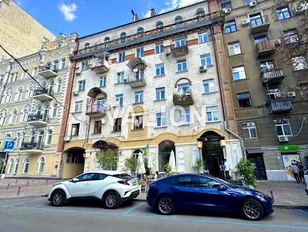 Продажа 2-к квартиры ул. Ивана Франко 7