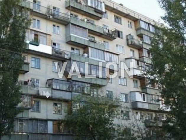 Продам 1 комн. Оболонский 14 е . Метро Минская