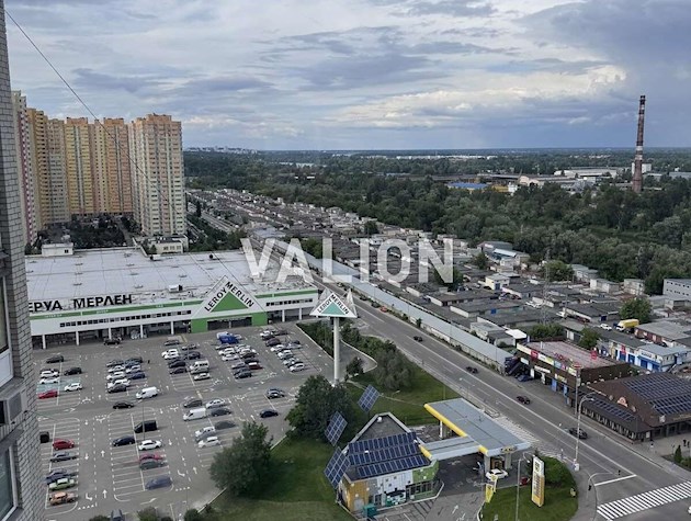 Продаж 3-к квартири вул. Полярна 8е