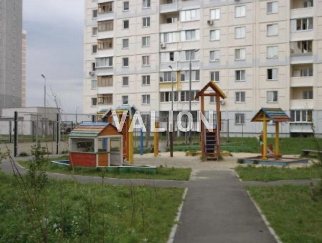 Продам 3 комн. ул. Милославская 47 А.Троещина.