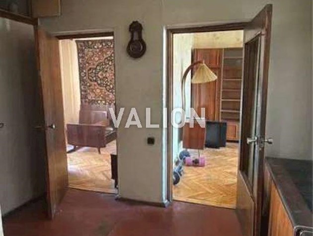 Продаж 2-к квартири вул. Приозерна 8а