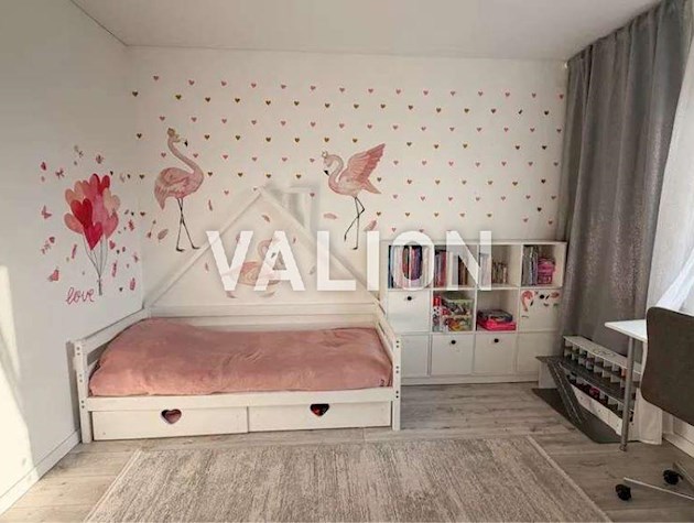 Продажа 2-к квартиры просп. Червоной Калины 52