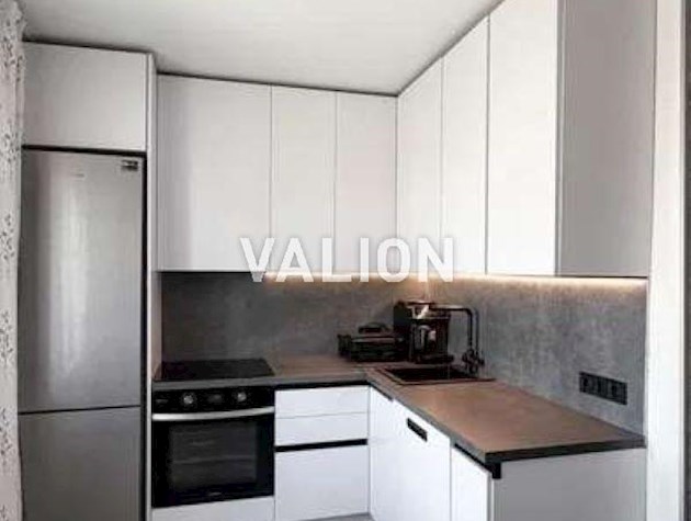 Продажа 2-к квартиры просп. Червоной Калины 52