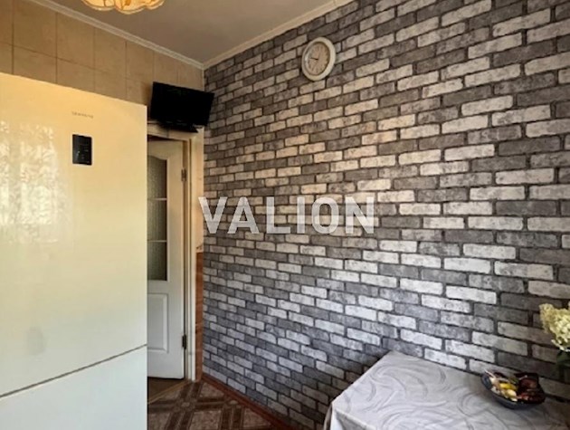 Продам 3-х комнатную квартиру. 54м2. Газ. ул. Семьи Идзиковских 23.