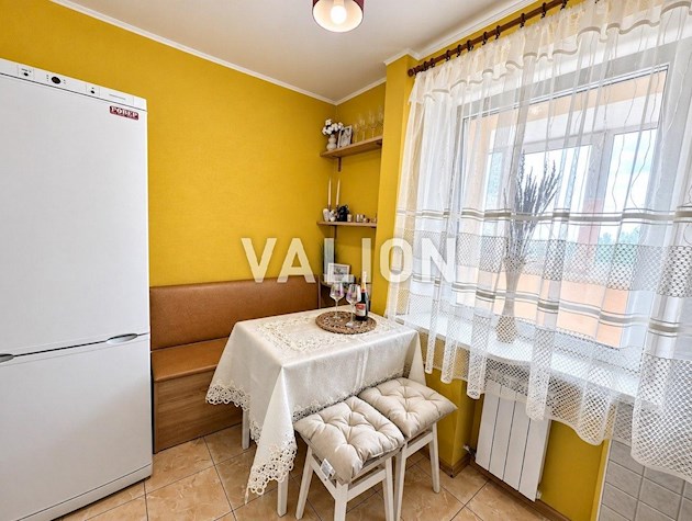 Без%. Продаж 1к квартири біля метро Дорогожичі Шевченківський район вулиця Максима Берлінського 25, цегляний будинок, газ.
