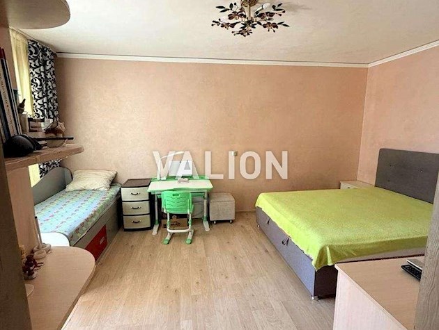 Продаж 3-к квартири вул. Екстер Олександри 14