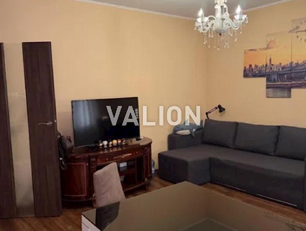 Продам 2 комнатную квартиру 52.4 м² Рудницкого 8д