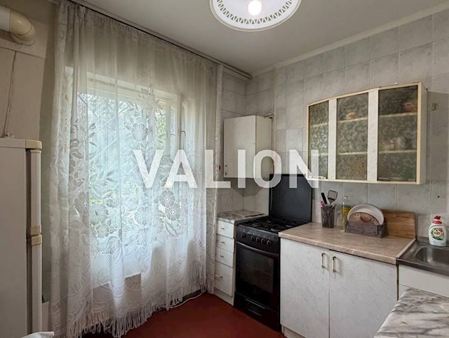 Продажа функциональной 2-к квартиры возле метро Харьковская ул. Тростянецкая, 2