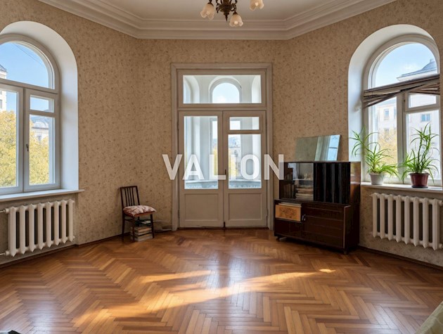 Без комиссии для покупателя продается 2-комнатная квартира 56 м² в царском доме по адресу Бульварно-Кудрявская, 30/13, Шевченковский район, метро «Золотые Ворота», «Университет»