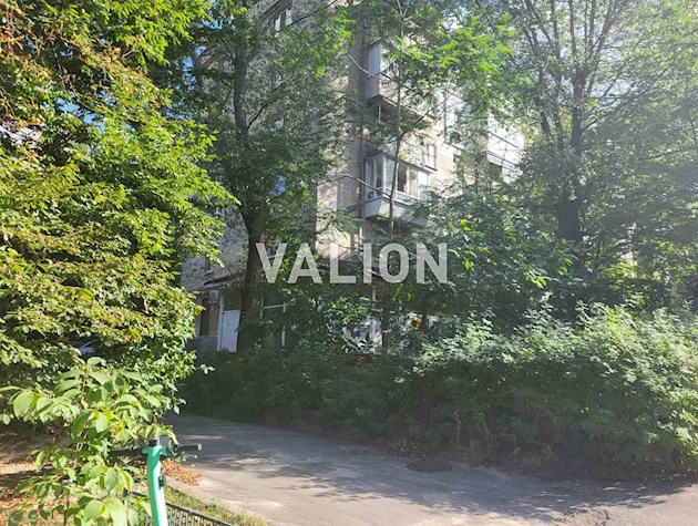 Продажа 1 комнатной квартиры 32м2, газ, Деревлянская 21, Шевченковский район. м.Лукяновка