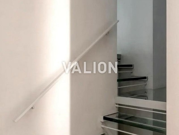 Продам 3-комнатную квартиру с ремонтом Оболонский проспект 26, ЖК Obolon Residences