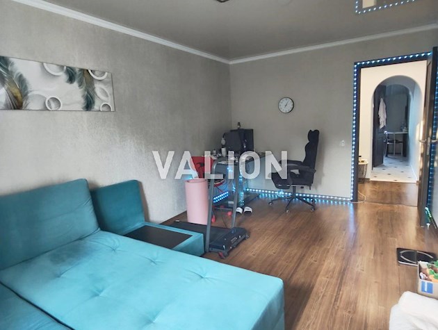 Продам 3-к квартиру, ремонт, Виноградарь, Парковый городок, ул. Вышгородская 47б