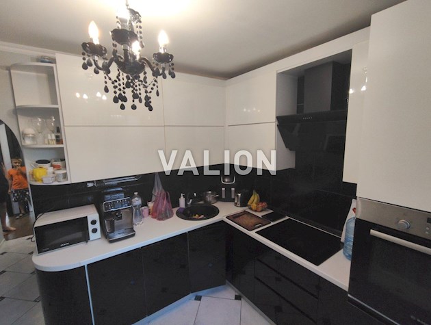 Продам 3-к квартиру, ремонт, Виноградарь, Парковый городок, ул. Вышгородская 47б