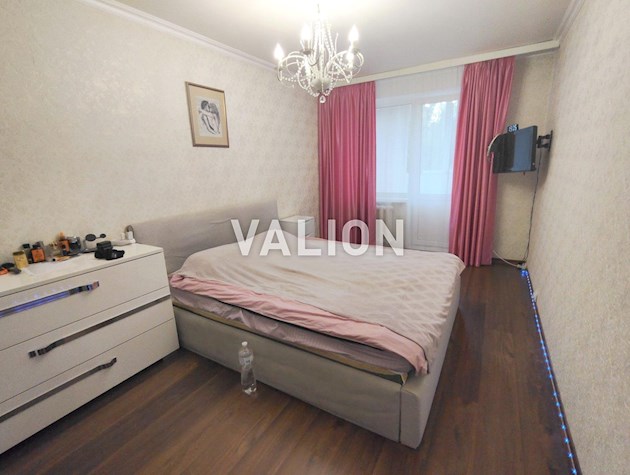 Продам 3-к квартиру, ремонт, Виноградарь, Парковый городок, ул. Вышгородская 47б