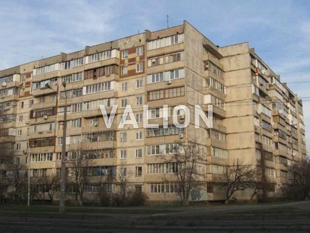 Продажа 2 комн. вул. Остафия Дашкевича 4, метро Дарниця, Черниговсакая.