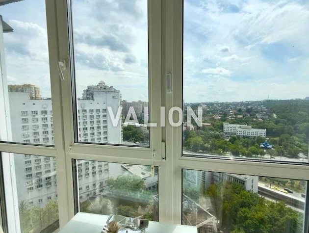 Продажа 3-комнатной квартиры в Голосеевском районе, Голосеевский проспект,74А