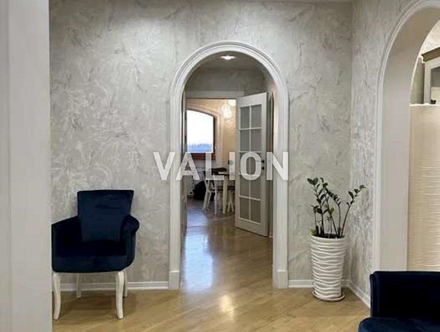 Продажа 3-комнатной квартиры по ул.Радужная, 37