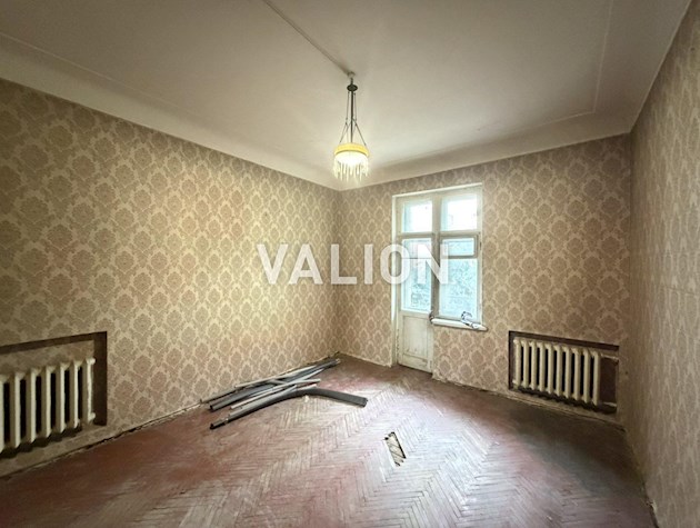 Продаж 4-кімнатної квартири на вул.Кирилівська 109-В/1 на Куренівці