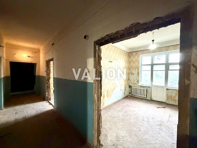 Продаж 4-кімнатної квартири на вул.Кирилівська 109-В/1 на Куренівці