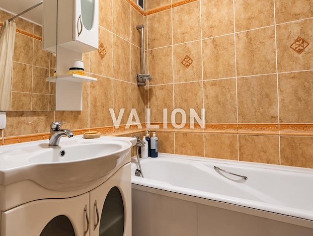 Продажа: 2-комнатная квартира, ул. Архитектора Вербицкого, 9Ж.