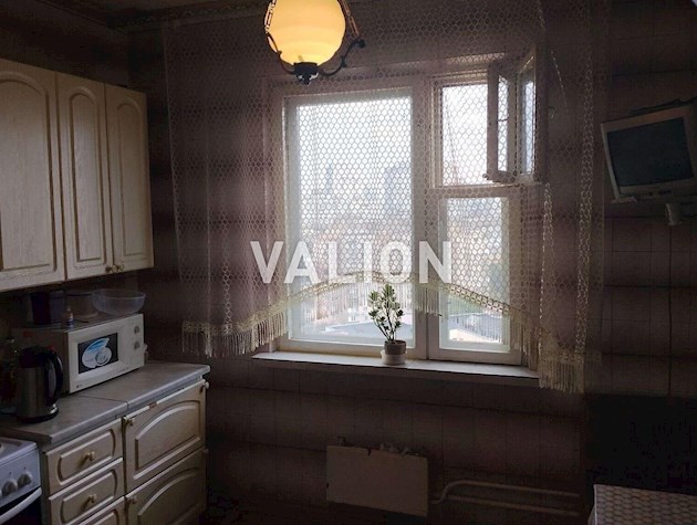 Продаж 3-к квартири просп. Петра Григоренка 27