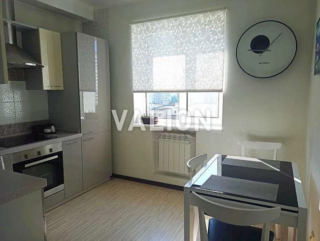 Продажа 2-комнатной квартиры по ул.Радунская 18а. Троещина.