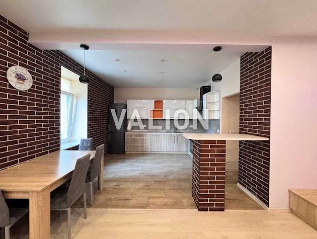 Продажа 3к квартиры 87,8м2 ул. Гарматная, 20