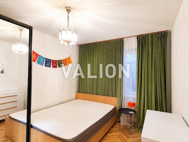 Продажа 2-к квартиры, проспект Глушкова 35, метро Теремки, Голосеевский район