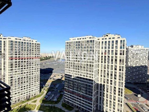 Продажа 2-к квартиры ул. Александра Олеся 10