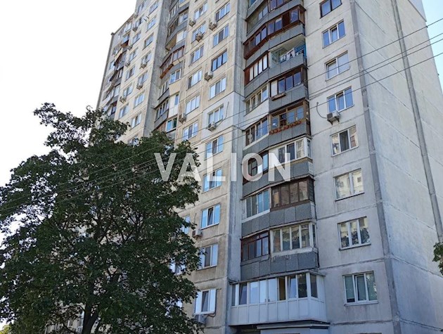 Продам 2-комн.кв.р-н.Оболонь,ул.Левка Лукьяненка 1Г