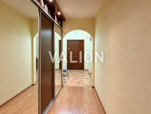 Продажа 3-х комнатной квартиры, 93м2, Порика 7а, Подольский район.