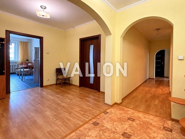 Продажа 3-х комнатной квартиры, 93м2, Порика 7а, Подольский район.