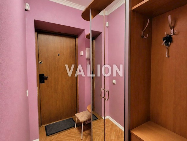 Продаж 1-кімнатної квартири 32м2, Деревлянська, 21. Шевченківський район.