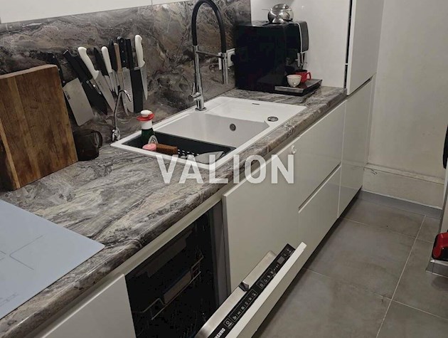 Продаж 3-к квартири просп. Червоної Калини 48/9