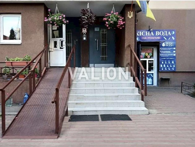 Продажк 3-к квартири вул. Урлівська 38