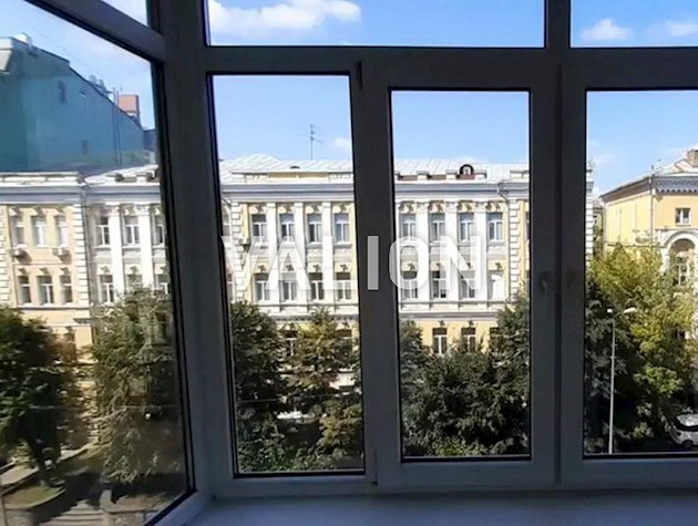 Продам 2-комнатную квартиру ул.Тарасовская 3, Парк Шевченко, центр