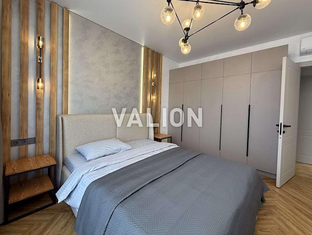 Продаж 2-к квартири вул. Олександра Олеся 27а