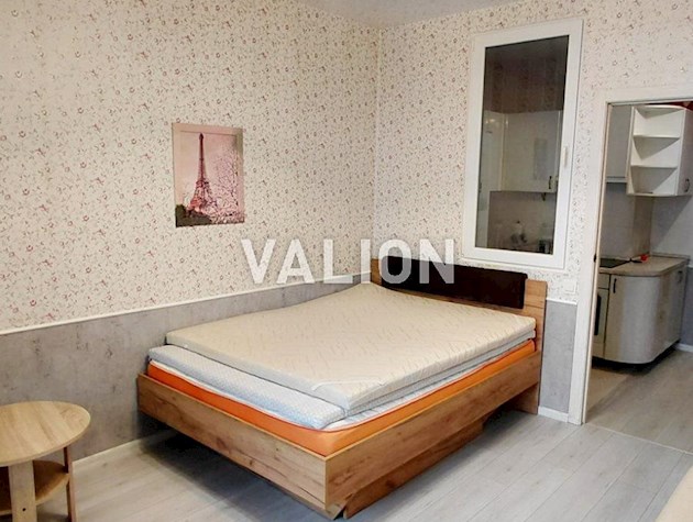 Без комиссии для покупателя. Продажа 1 к квартиры 31 кв.м пер Лобачевского ,7 Днепровский р-н