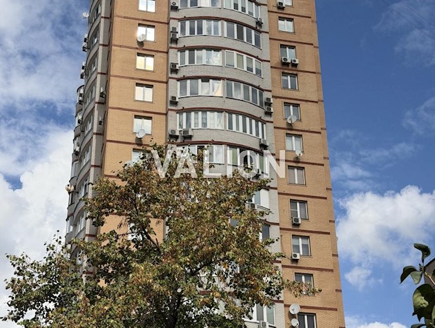 Продам 1-комн. 52 м² с ремонтом на Печерске Подвысоцкого 6в