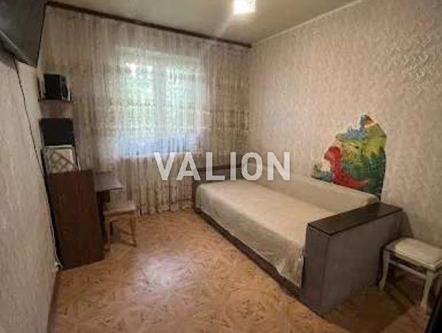 Продам 2 комн. Экстер Александры 16, Троешина
