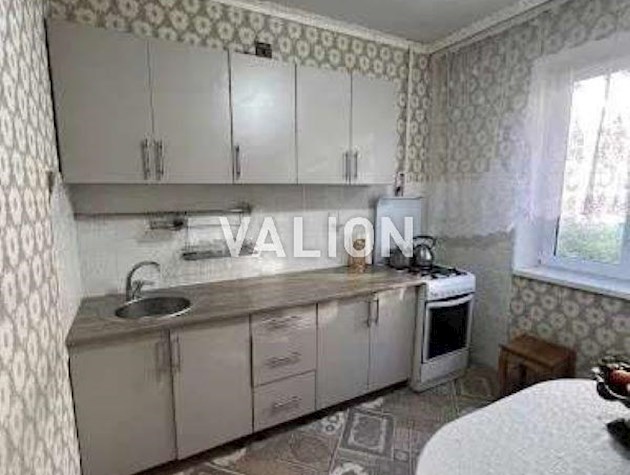 Продам 2 комн. Экстер Александры 16, Троешина