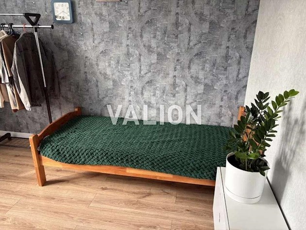 Продаж 2-к квартири вул. Драгоманова 8б