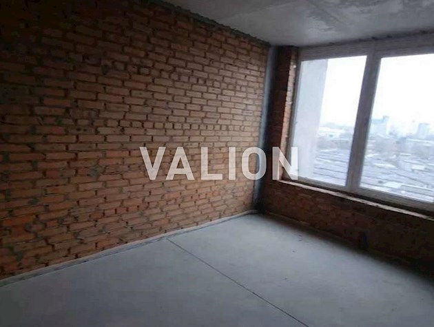 Продаж 3-к квартири вул. Сім’ї Кульженків 22