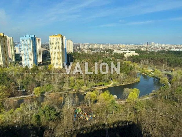 Продаж 1-к квартири вул. Князя Романа Мстиславича 26