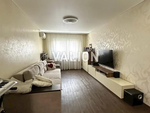 Продам 3-комнатную квартиру с ремонтом ул.Елизаветы Чавдар 28