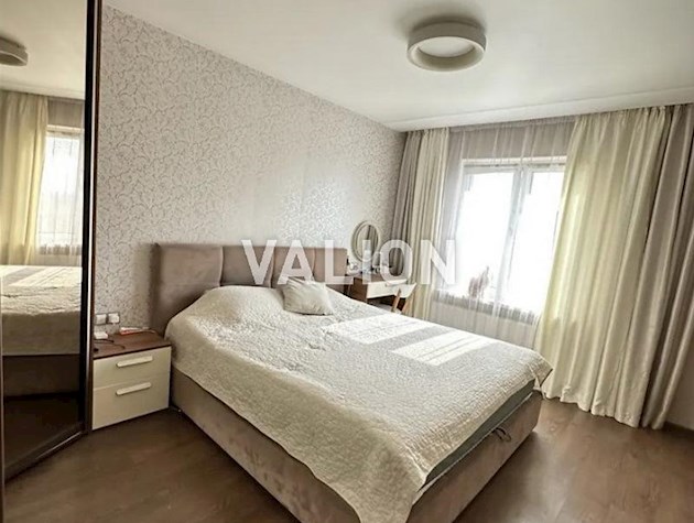 Продам 3-комнатную квартиру с ремонтом ул.Елизаветы Чавдар 28