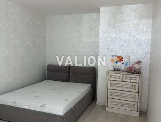 Продаж 1-к квартири вул. Юнацька 19