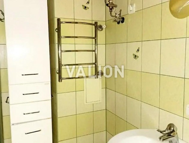 Продажа 3-комнатной квартиры с ремонтом ул.Кадетский Гай 3