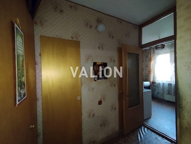 Продажа 3-кімнатної квартири 77м², вул. Урлівська 3-Б, Позняки, до метро Осокорки та Позняки – 10-15 хвилин пішки