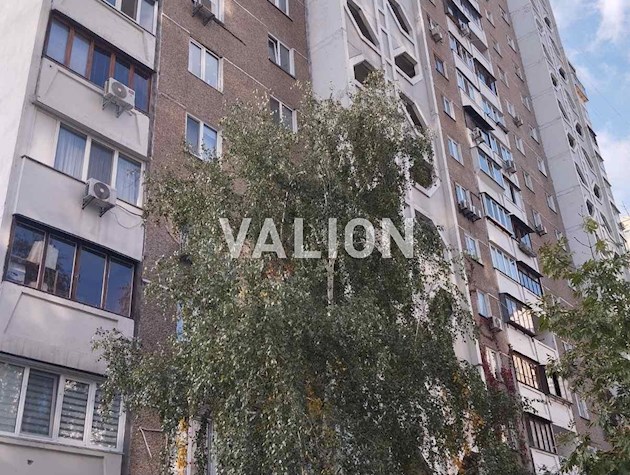 Продажа 3-кімнатної квартири 77м², вул. Урлівська 3-Б, Позняки, до метро Осокорки та Позняки – 10-15 хвилин пішки